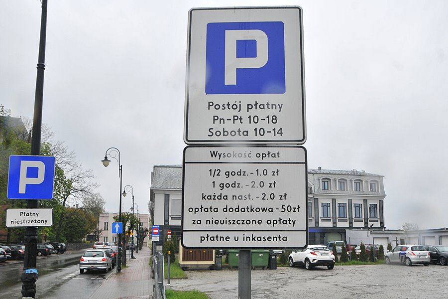 Wkrótce: Bez opłat za parkowanie w sobotę. Unikający opłat zapłacą 50 zł - foto: M. Derucki