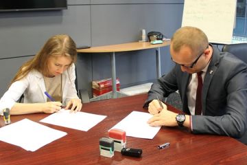 Podpisana umowa na ponad milion złotych