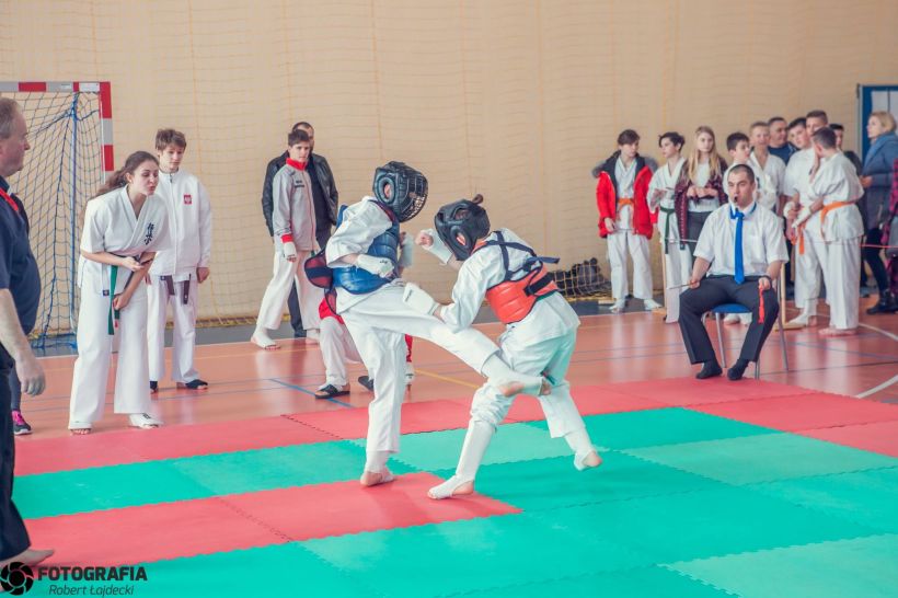 Malanów: Wielki turniej karate - foto: Robert Łajdecki