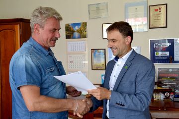 Umowa na budowę świetlicy wiejskiej w Celestynach podpisana - Foto: UG Malanów