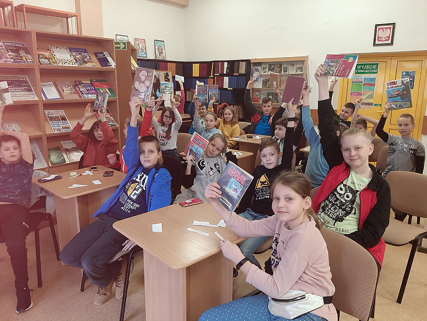 Uczniowie SP5 z wizytą w Bibliotece Pedagogicznej 