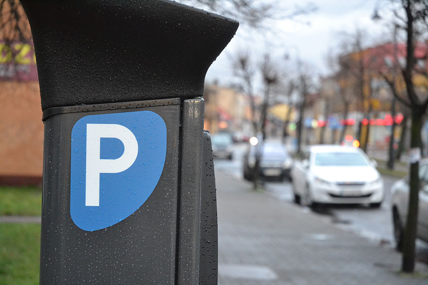 Parkomaty w Turku ruszą dopiero 1 kwietnia. Zobacz jak obsługiwać parkomat. - fot. Archiwum Turek.net.pl
