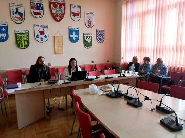 128 uczestników seminarium internetowego dla nauczycieli z Powiatu Tureckiego