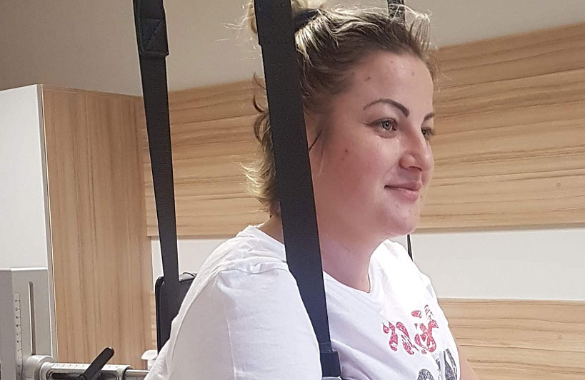 Kinga, 32-latka potrącona na Wyszyńskiego liczy na pomoc w rehabilitacji! 