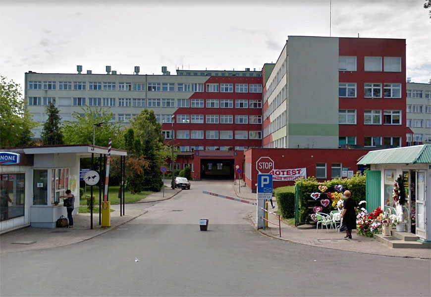 Dwie kobiety zakażone koronawirusem hospitalizowane w konińskim szpitalu.