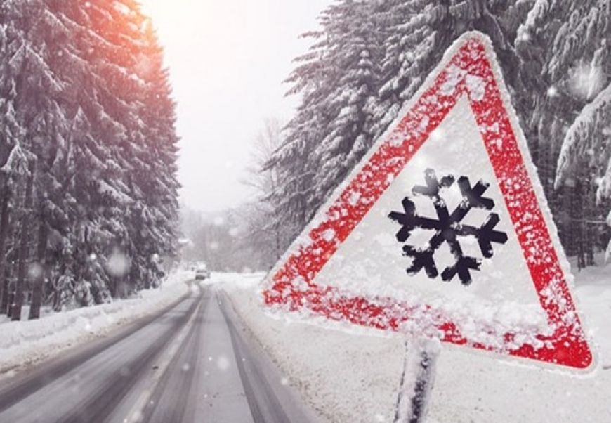 Intensywne opady śniegu w powiecie tureckim. IMGW wydał ostrzeżenie dla wschodniej Wielkopolski.