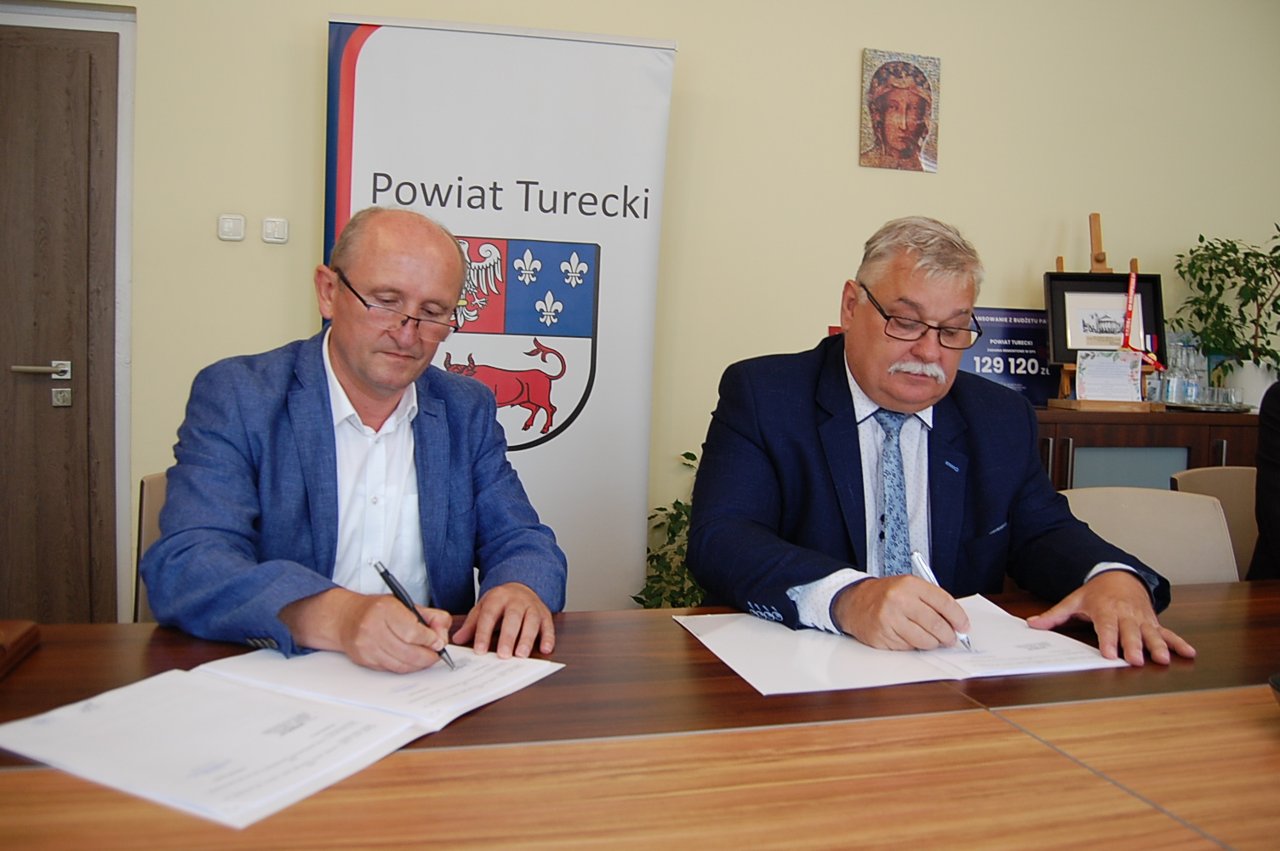 Umowa na przebudowę oddziału ginekologiczno-położniczego w SP ZOZ w Turku podpisana