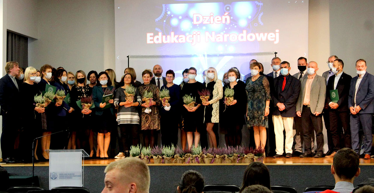 Dzień Edukacji Narodowej w ZSR CKP w Kaczkach Średnich