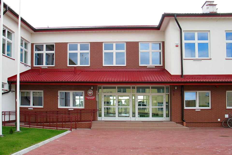 Fałszywy alarm bombowy w Szkole Podstawowej w Przykonie