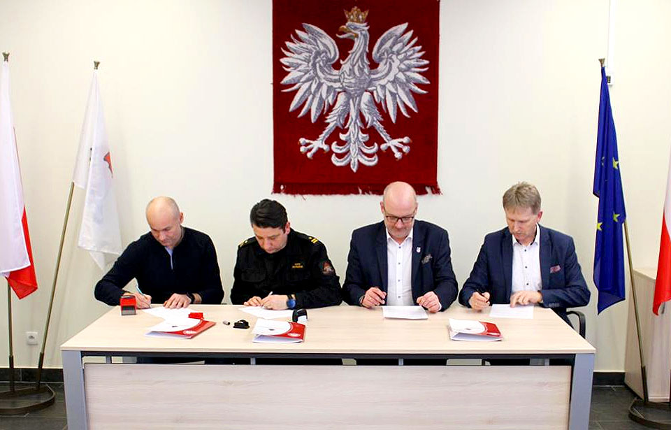 Podpisano umowę o współpracy umożliwiającą także transport darów dla Ukrainy