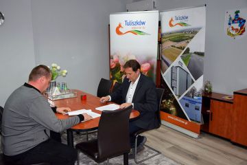 Nowa inwestycja drogowa w gminie Tuliszków. Burmistrz podpisał umowę z wykonawcą - fot.: UGiM Tuliszków