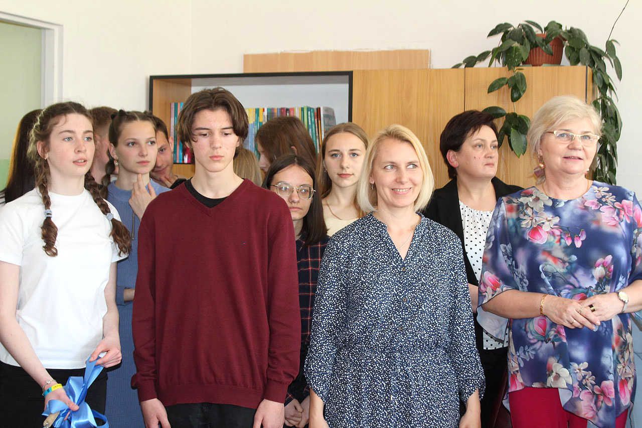 Bartosik odwiedził ukraińską młodzież. 21 uczniów w ZSR w Kaczkach Średnich - fot.: ZSR CKP w Kaczkach Średnich