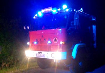 Kto podpalił stodołę w Felicjanowie? Straty nocnego pożaru to kilkadziesiąt tys. zł - fot. OSP Wyszyna