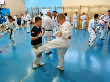 Karatecy z sześciu klubów trenowali w Grzymiszewie