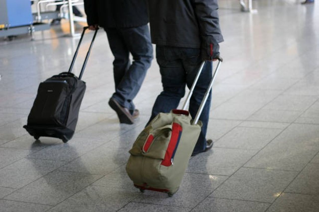 Dlaczego bagaż na kółkach jest najlepszym wyborem podczas podróży?