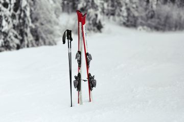 Jakie są rodzaje nart - na co zwrócić uwagę?