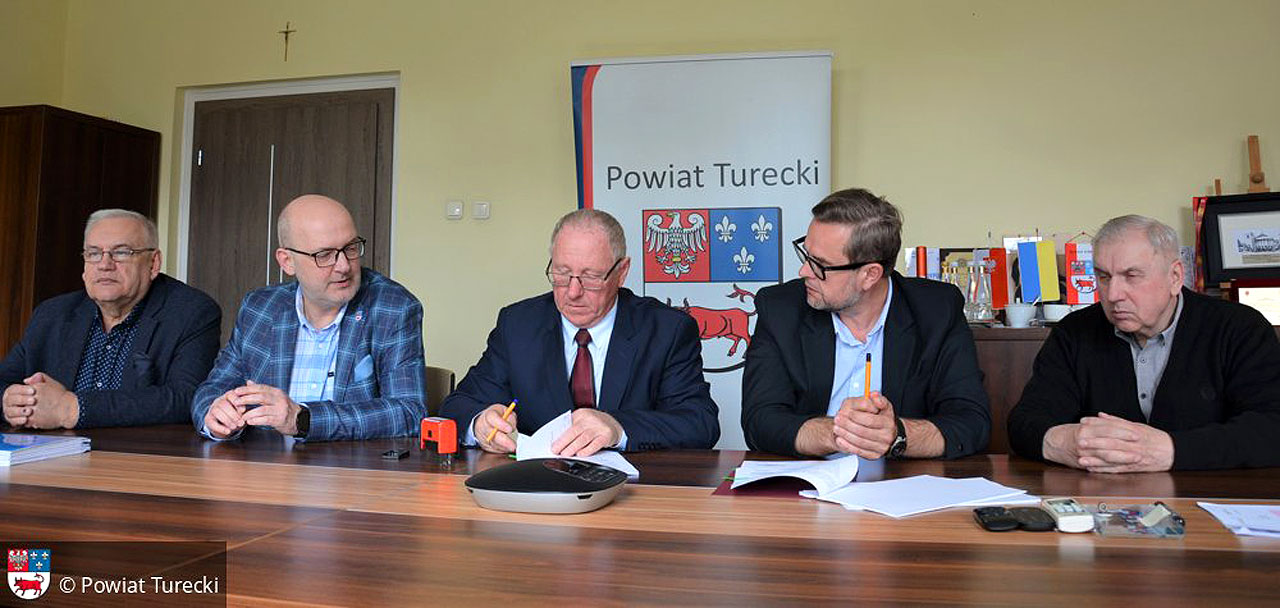 Umowa na przebudowę Dobrskiej podpisana. Większość prac odbędzie się w wakacje - fot.: Starostwo Powiatowe w Turku
