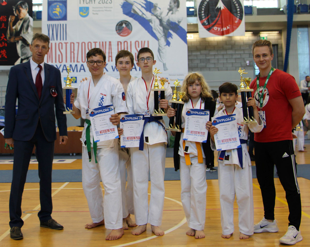 Wrócili z czterema medalami! Turkowski Klub Karate na zawodach w Tychach - fot.: Turkowski Klub Oyama Karate