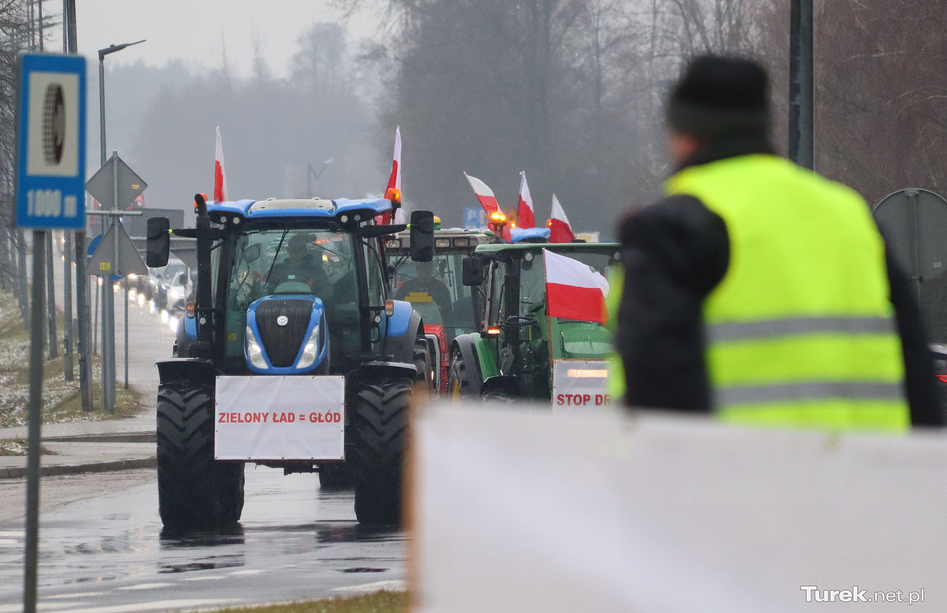 Kolejna blokada ronda Dmowskiego we wtorek. Rolnicze traktory pojawią się przed południem! - Protest rolników w Turku / fot. Archiwum Turek.net.pl