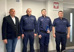 Miasto Turek: Policjanci z Turku wyróżnieni za wzorową i ofiarną służbę