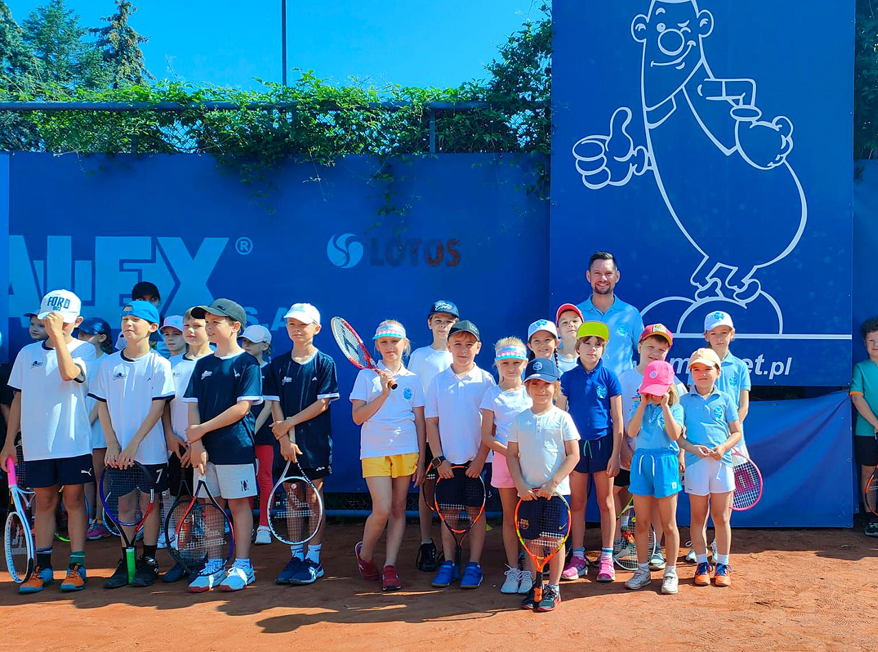 Młodzi tenisiści z Akademii FOREHAND Turek rywalizowali na Talentiadzie w Poznaniu - fot. ATZ FOREHAND Turek