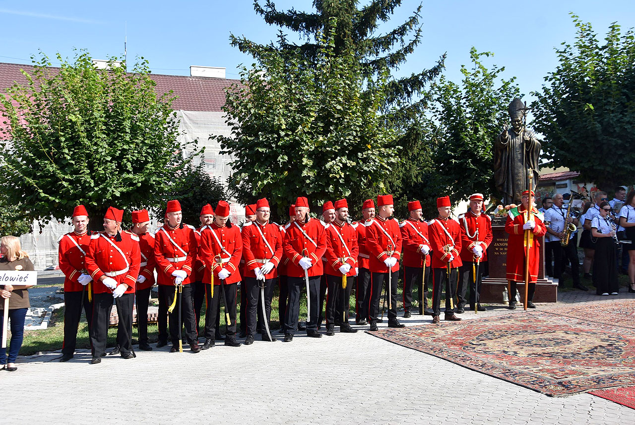 VIII Wielkopolski Zjazd Straży Grobu Pańskiego w Dobrej - Zjazd Turków w Dobrej 2024 / fot Stowarzyszenie Przyjaciół Ziemi Dobrskiej