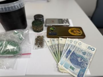 Zatrzymanie 32-latka w Turku. Policja przejęła 160 gramów amfetaminy, marihuany, mefedronu i ecstasy