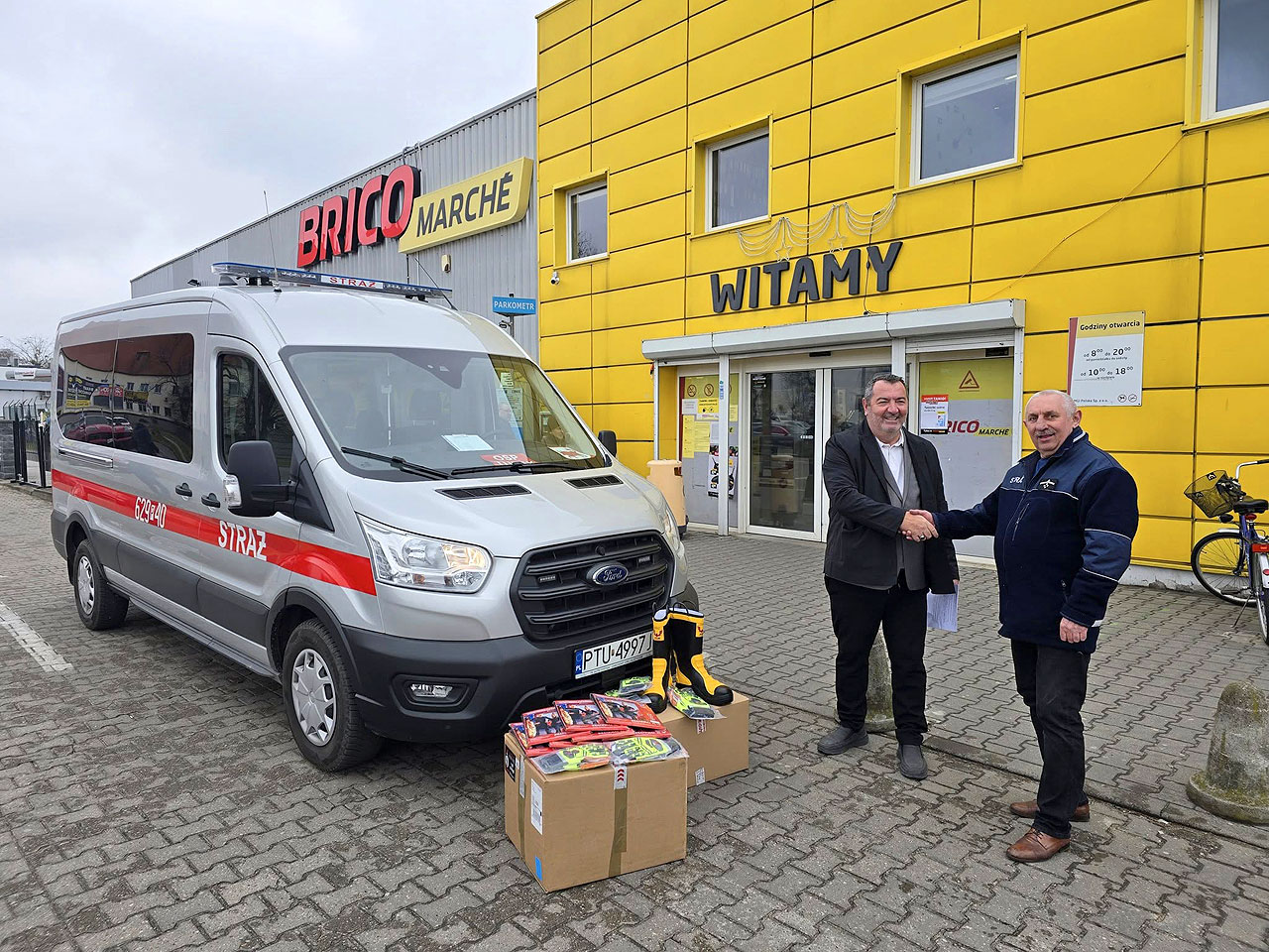 Fundacja Muszkieterów wspiera Ochotniczą Straż Pożarną w Turku. Nowe wyposażenie dla druhów