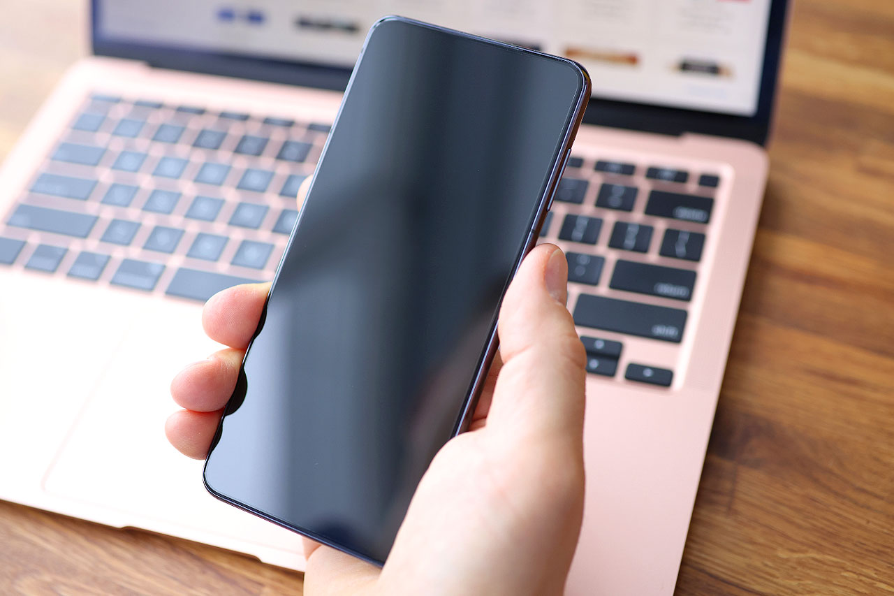 Bateria w Samsungach: Mity i fakty o długości działania w serii Galaxy S25