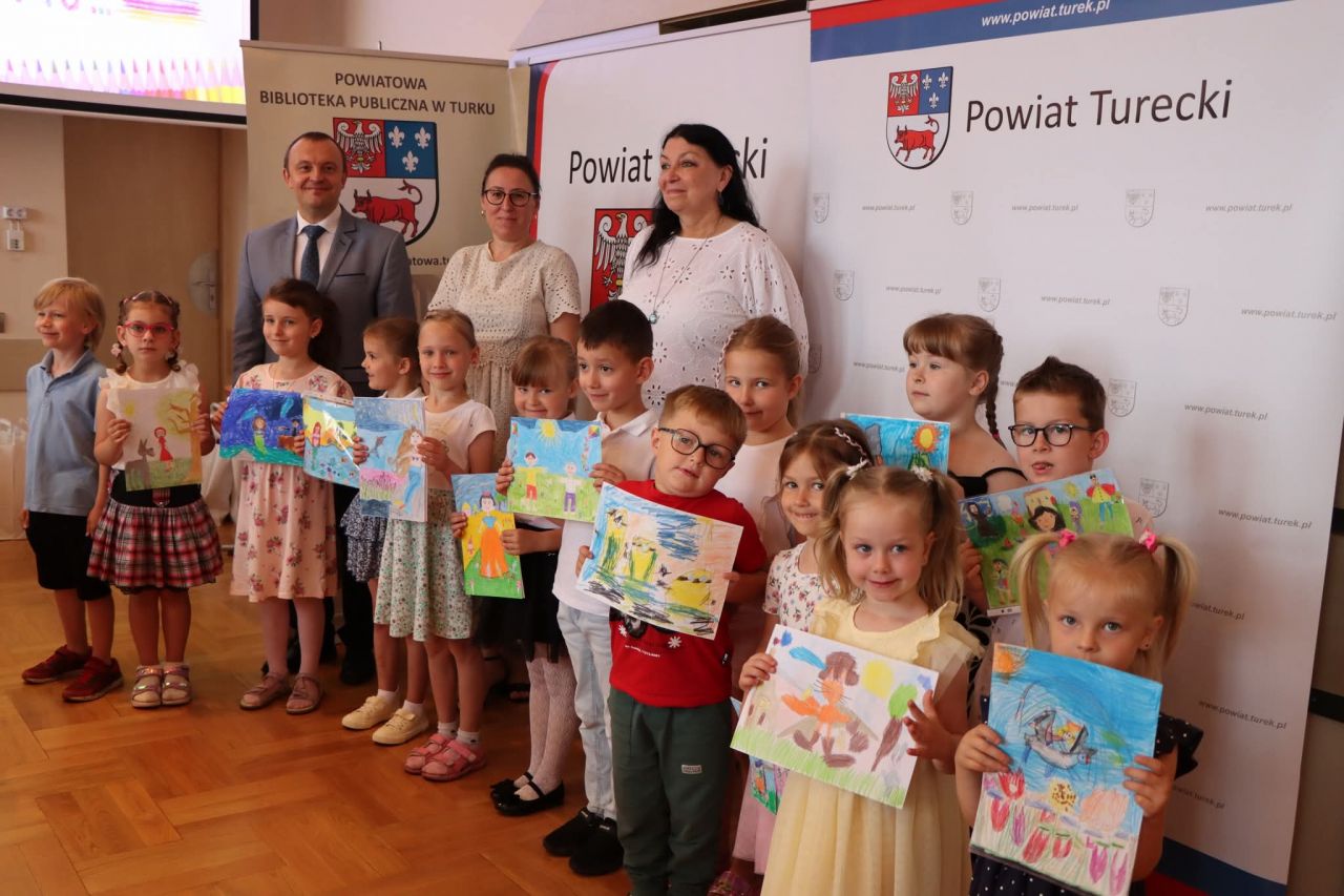 Foto: Bajki i legendy oczami najmłodszych. Uczniowie zachwycili twórczością w konkursie plastycznym
