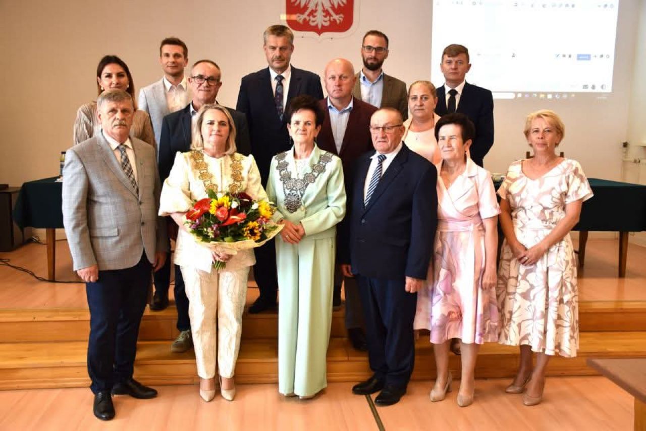 Władysławów jednogłośnie. Wójt z absolutorium i zaufaniem - Sesja absolutoryjna we Władysławowie /fot. UG Władysławów