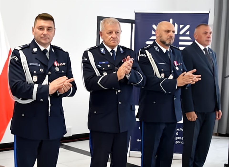 Uroczyste obchody Święta Policji w Turku. Awanse i odznaczenia z rąk wiceministra MSWiA - Święto policji  w Turku 2025 /fot. KPP Turek