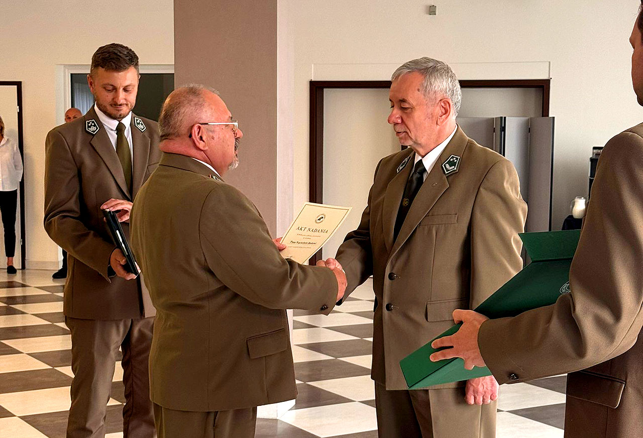 Pożegnanie Wojciecha Ruska w Nadleśnictwie Turek. Leśnik odznaczony Kordelasem i Złotym Znakiem ZLP - Pożegnanie Wojciecha Ruska w Nadleśnictwie Turek