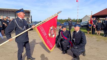 OSP Sarbicko z nowym sztandarem. Uroczysty...