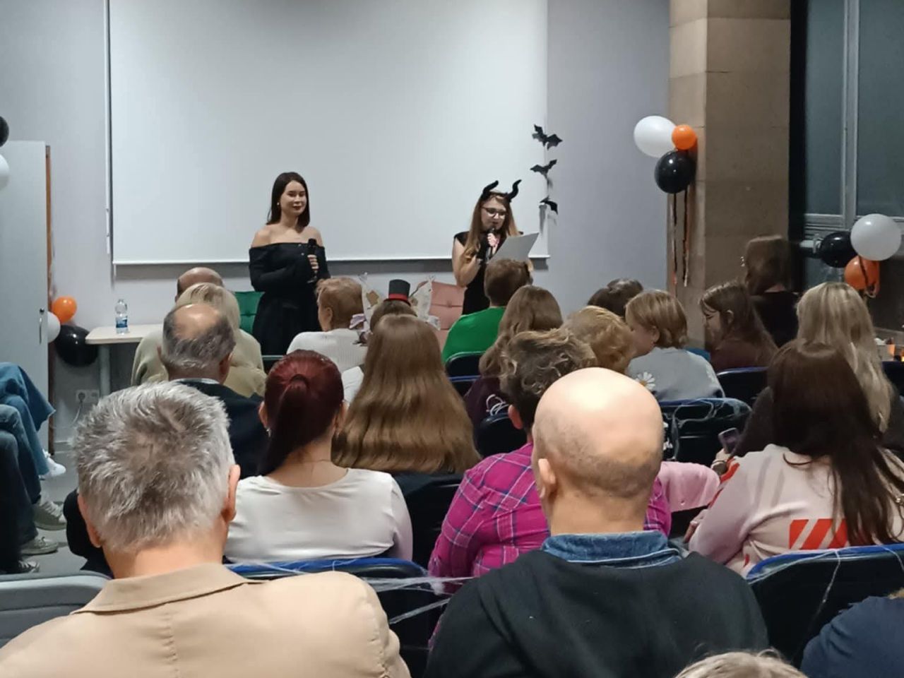 Strrraszna noc w bibliotece. Noc Bibliotek w Turku pełna tajemnic i literackich dreszczyków - Noc Bibliotek w Turku 2025