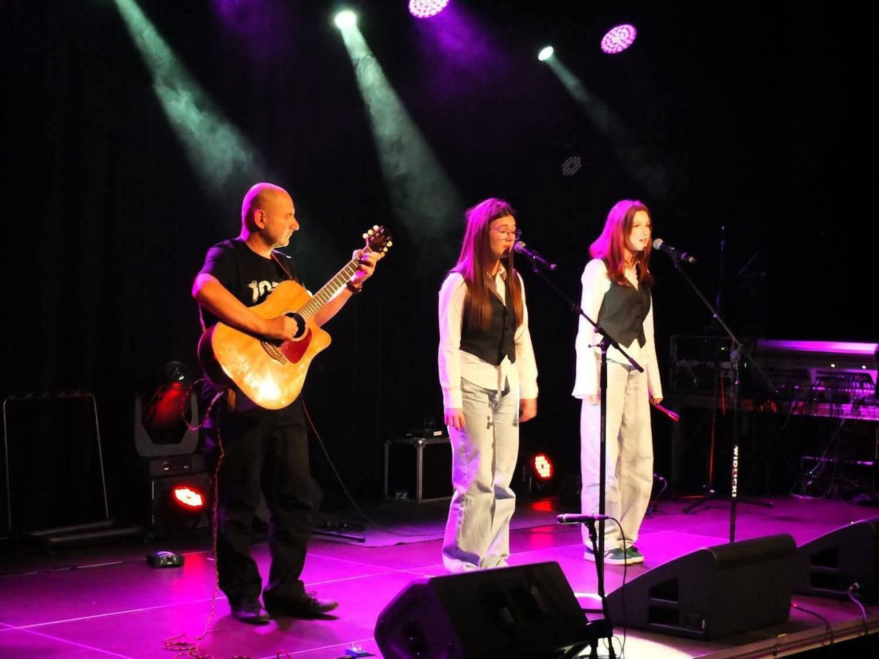 Sukces turkowskiego trio na legendarnych „Bakcynaliach”. Antonina, Blanka i Paweł z drugim miejscem w Lublinie - Trio z MDK Turek na podium Bakcynaliów 2025