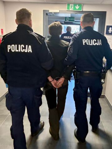 Działania poszukiwawcze w Turku i powiecie. Policjanci zatrzymują kolejne poszukiwane osoby - Policjanci z Turku namierzają poszukiwanych /fot. KPP Turek