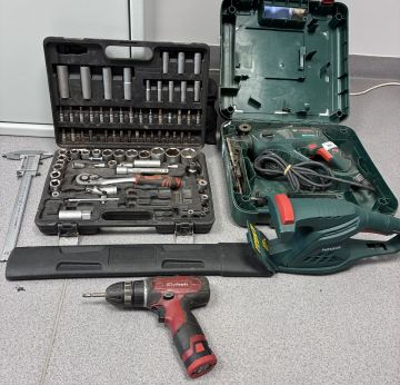 Zatrzymany 33-letni sprawca włamań. Kryminalni z Turku odzyskali część skradzionych przedmiotów - Kryminalni z Turku namierzyli włamywacza