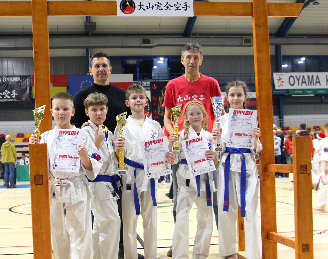 Młodzi karatecy z Turku na podium. Udany start w Pucharze OYAMA PFK