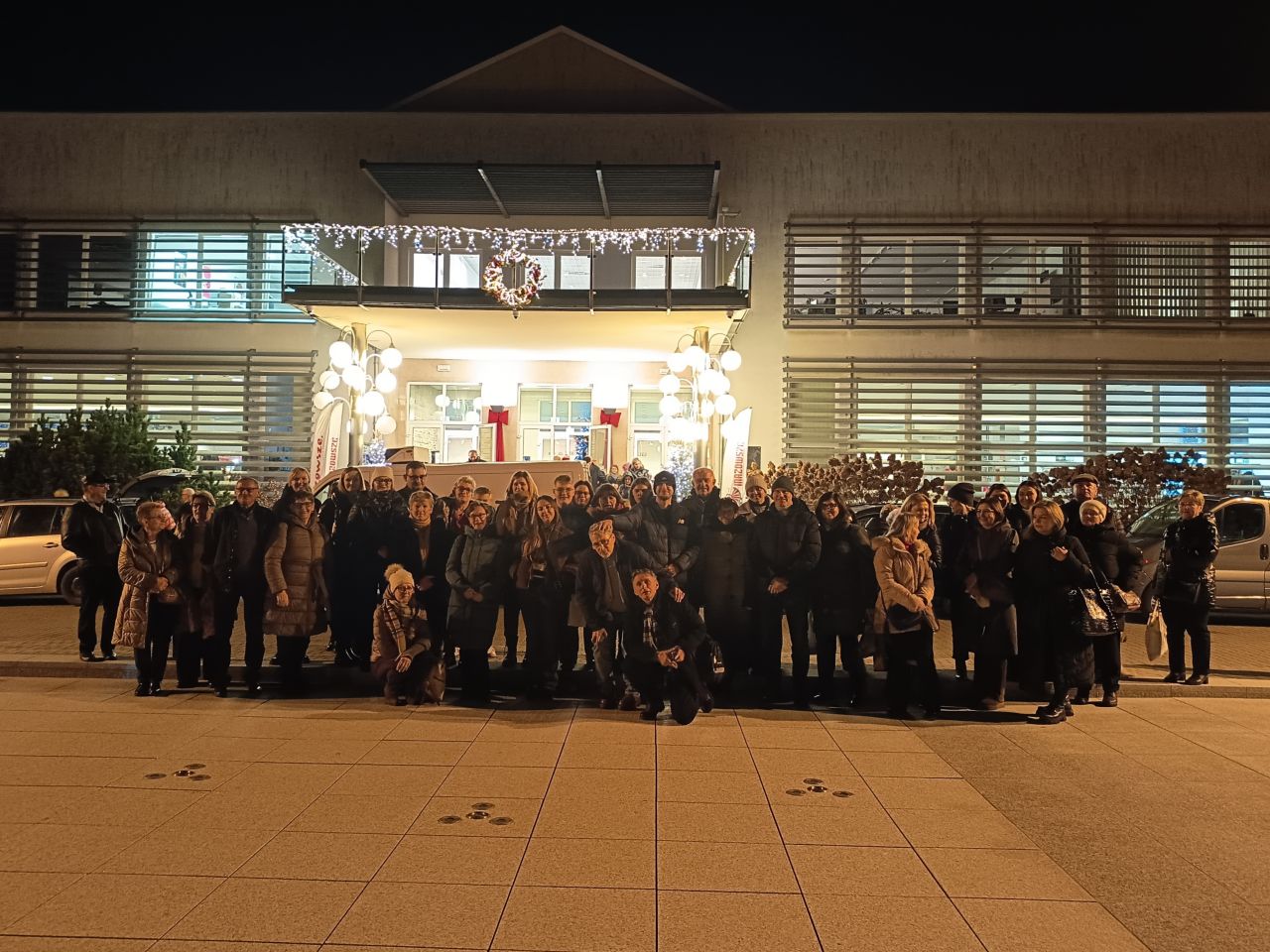 Wielkie widowisko i wspólne przeżycie. Mieszkańcy Wyszyny w siedzibie „Mazowsza”