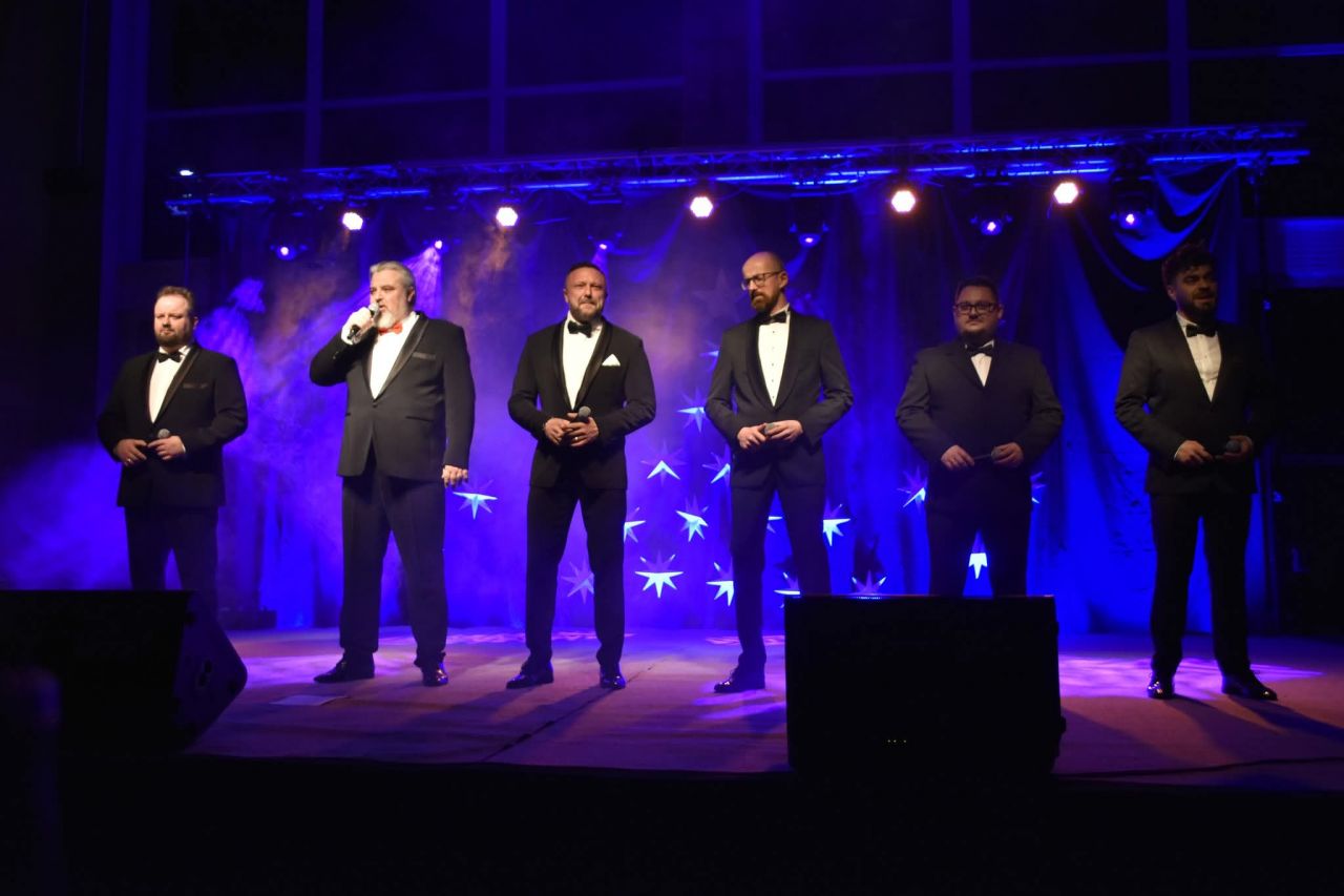 Od operetki po filmowe hity. Vincero & Tenorzy Il Mondo w wyjątkowym koncercie noworocznym w Tuliszkowie - Tenorzy Il Mondo w Tuliszkowie