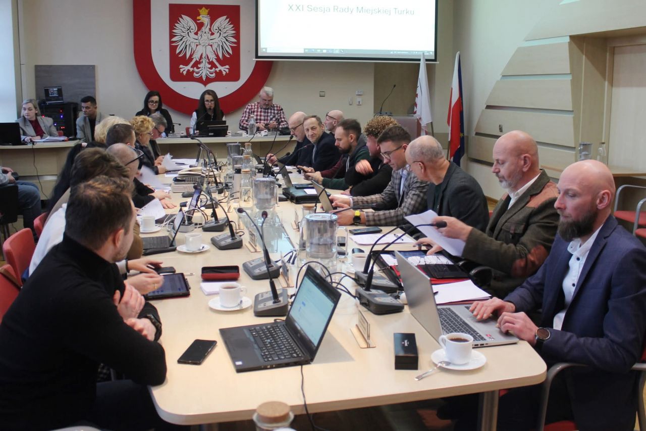 Umowa partnerska zapewni środki na budowę dworca autobusowego w Turku. Radni miejscy poparli pomysł - XXI Sesja Rady Miasta Turek
