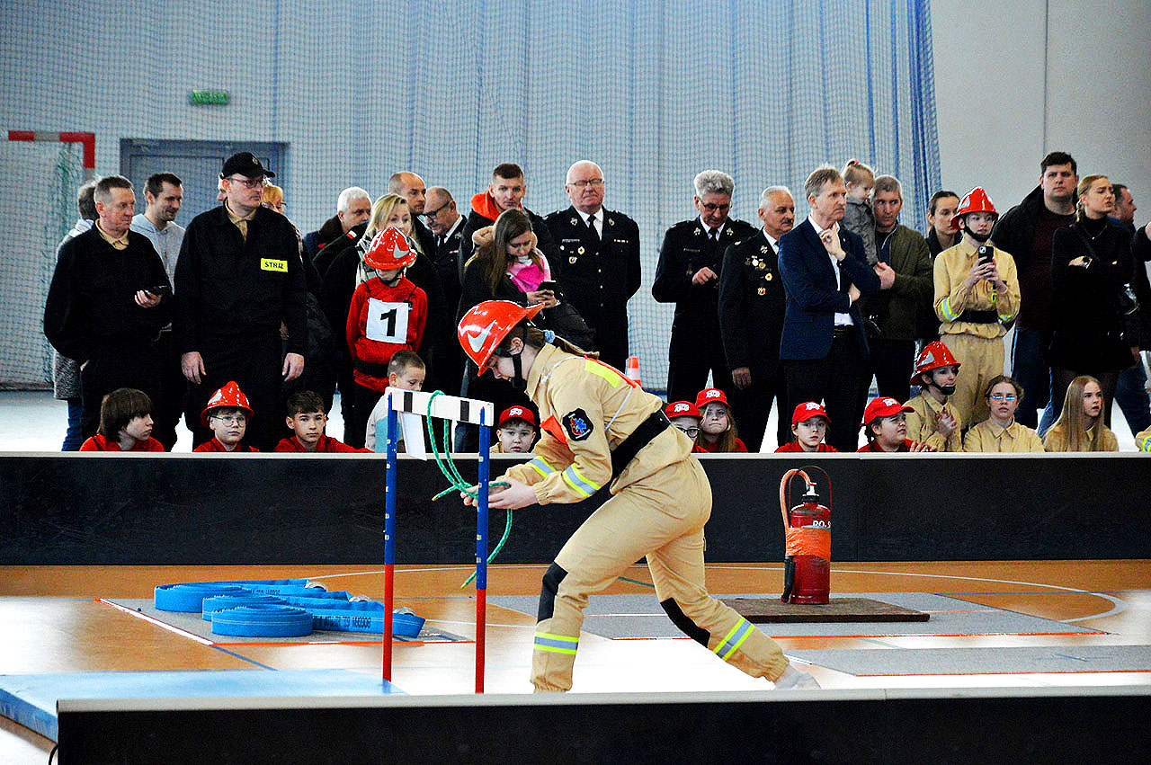 Młodzieżowe drużyny pożarnicze na start! II Halowe Zawody Sportowo-Pożarnicze MDP już w niedzielę