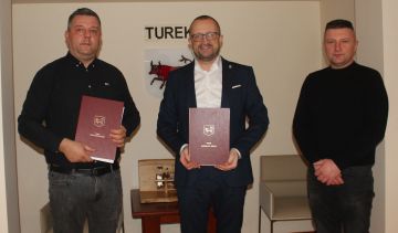 Nowa droga i chodniki. Rusza długo wyczekiwana inwestycja na Osiedlu Wyzwolenia - Podpisano umowę na przebudowę ulic i chodników