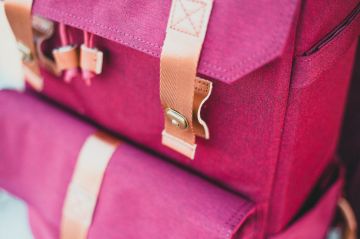 Plecak vs torba – który model wybrać do...