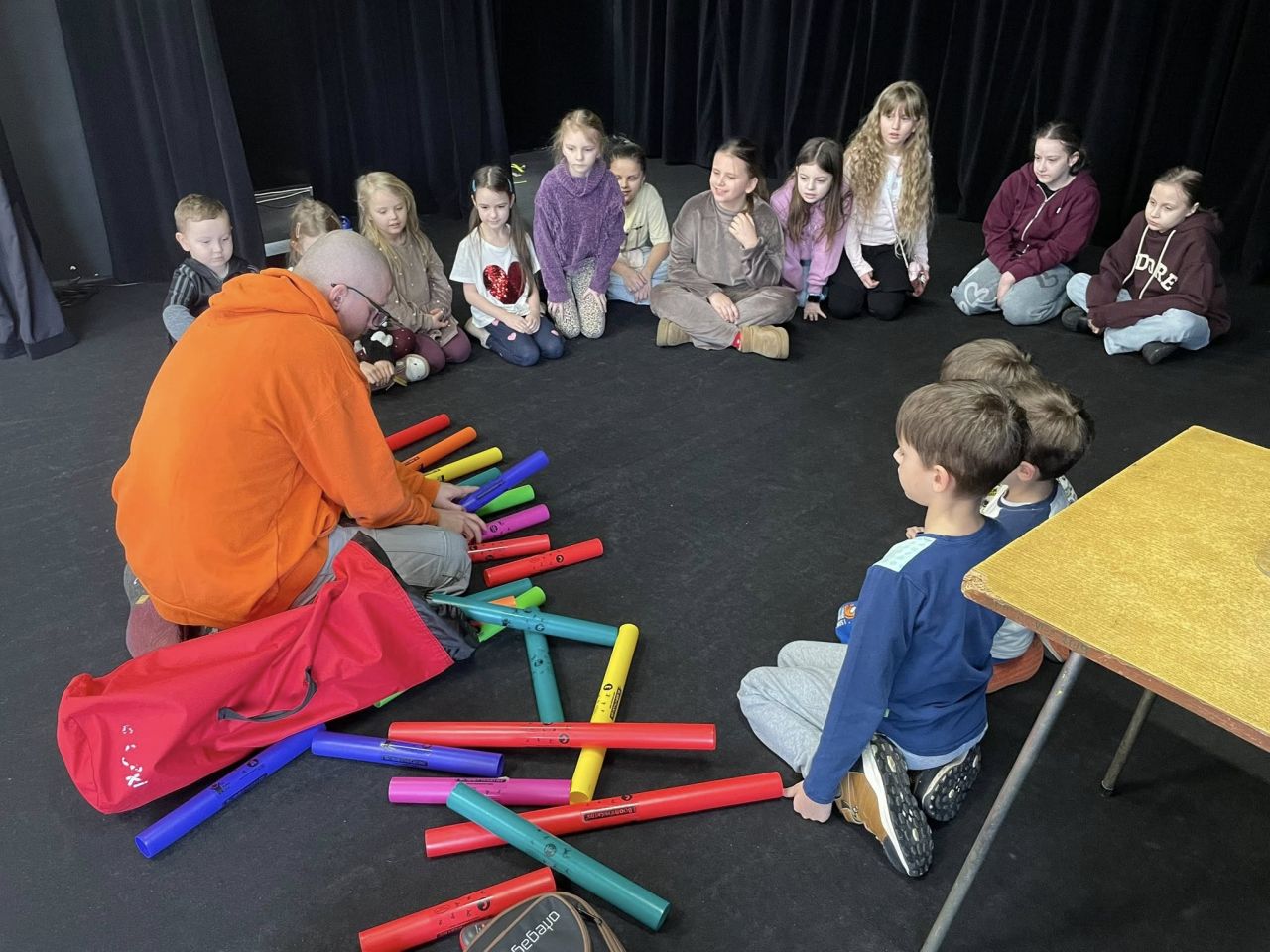 Dobrze się bawią! Ferie zimowe 2026 na półmetku - fot.: Centrum Kultury w Dobrej