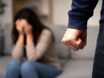 Groźby karalne i przemoc psychiczna wobec...